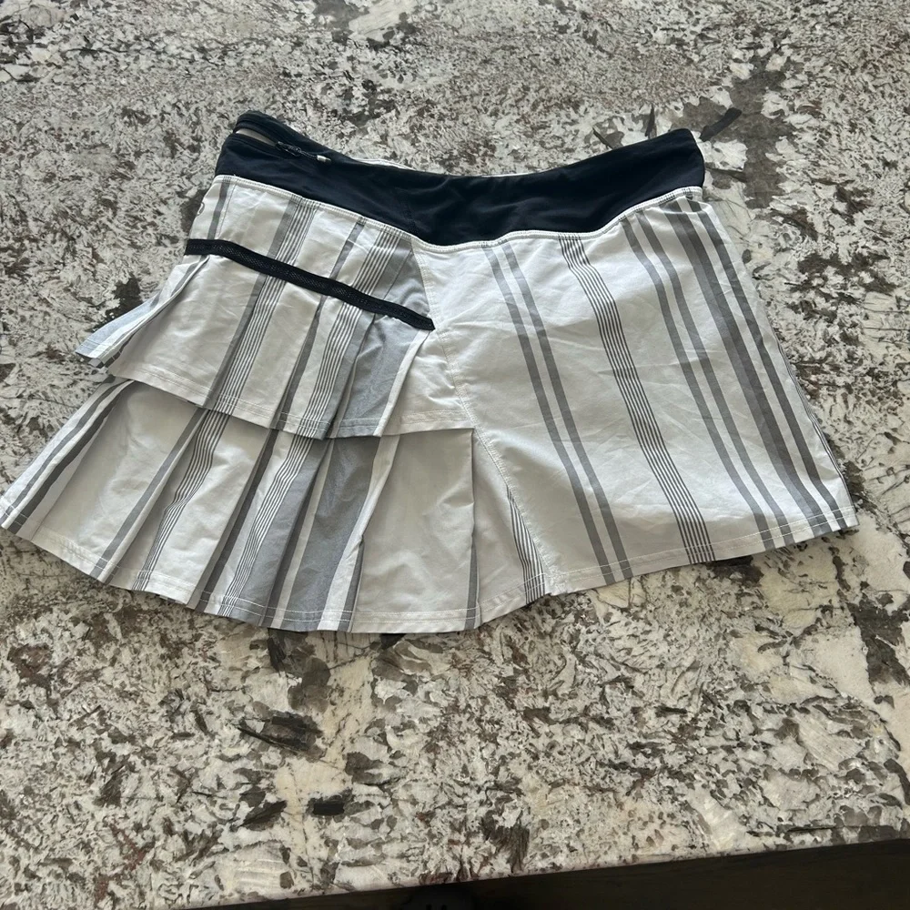 Lululemon Athletica Pace Setter Skirt - Picture 7 of 12